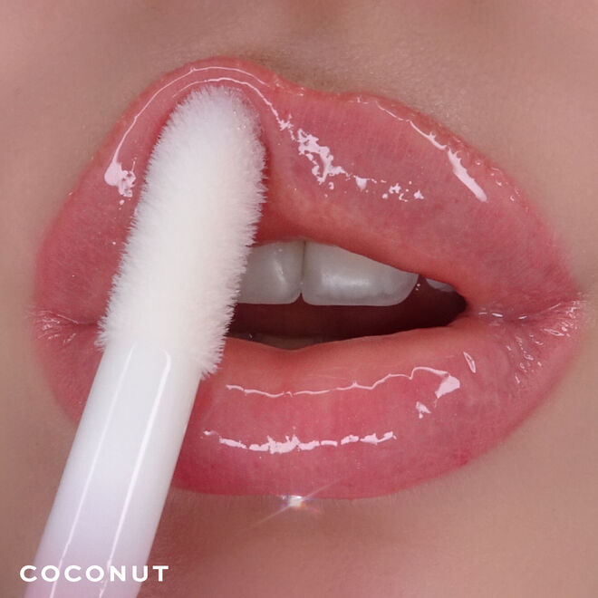 Makeup Revolution Juicy Pout Lip Gloss (Coconut)
