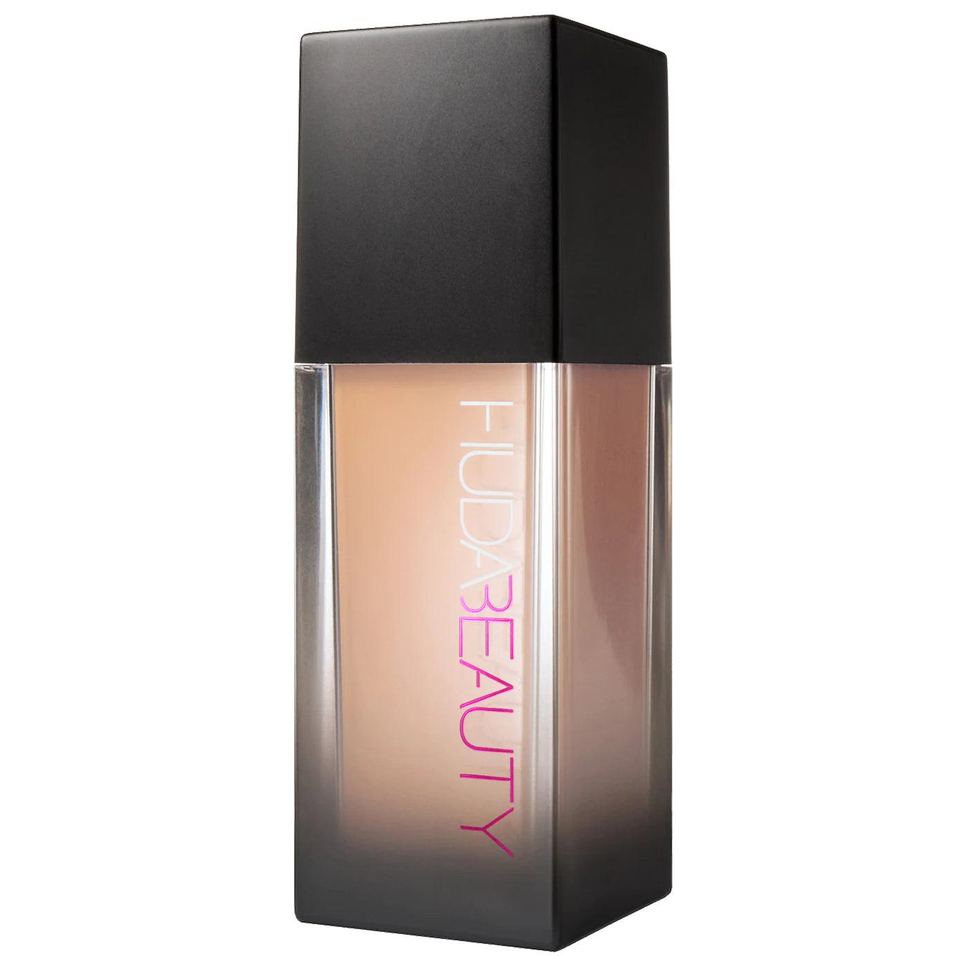 HUDA BEAUTY #FAUXFILTER LUMINOUS MATTE FOUNDATION(300 LATTE)