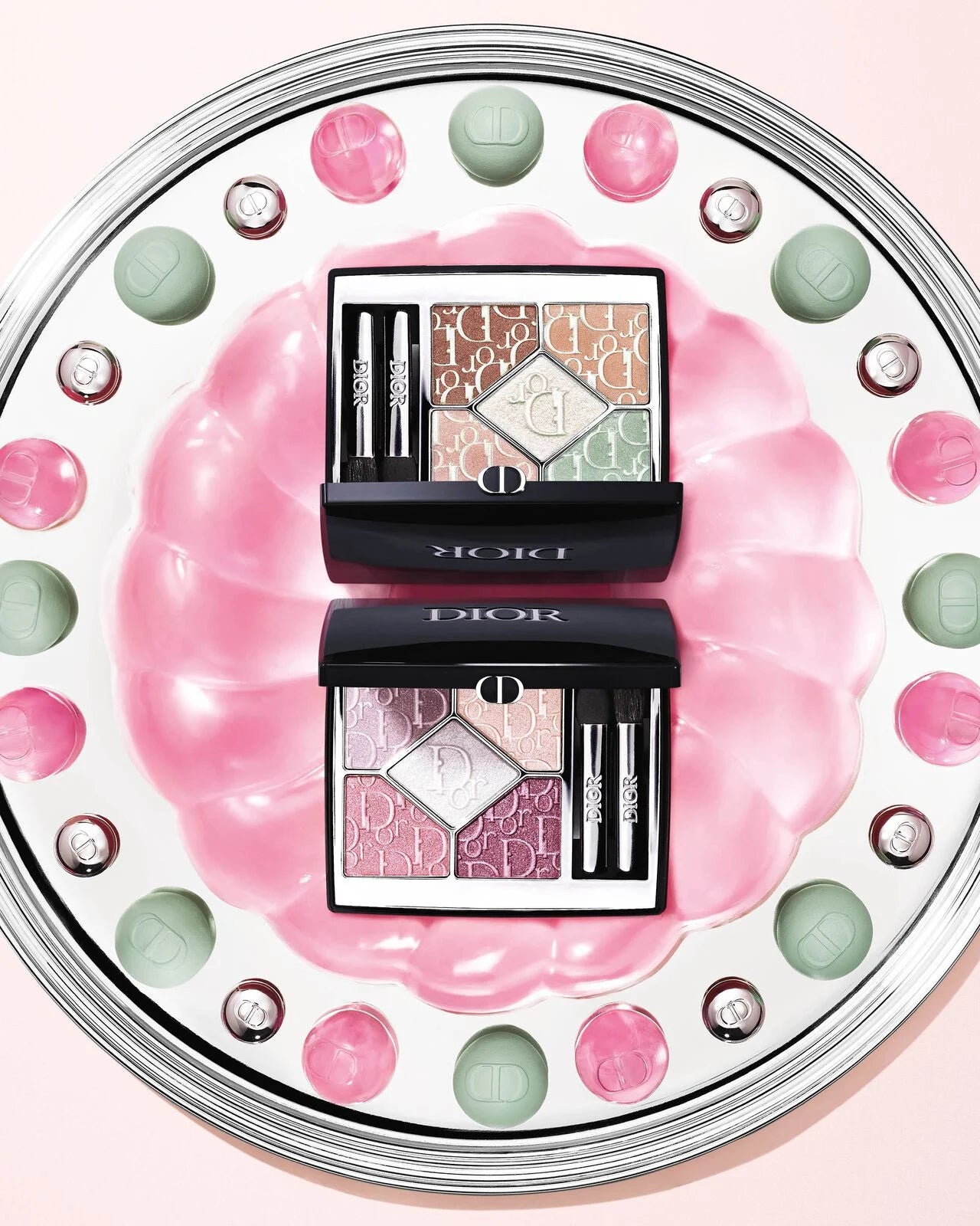 CHRISTIAN DIOR DIOR SHOW 5 COULEURS - LIMITED EDITION EYESHADOW ( 645 MINT BUBBLEGUM)