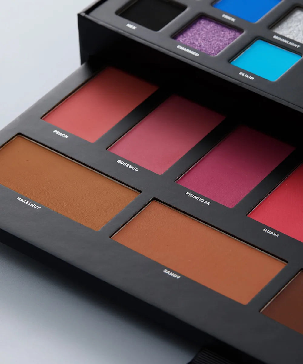 By BEAUTY BAY The Collector's Edition Palette