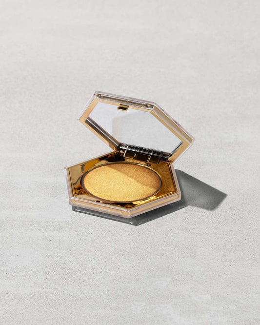 Fenty Beauty Diamond Bomb All-Over Highlighter (trophy wife)