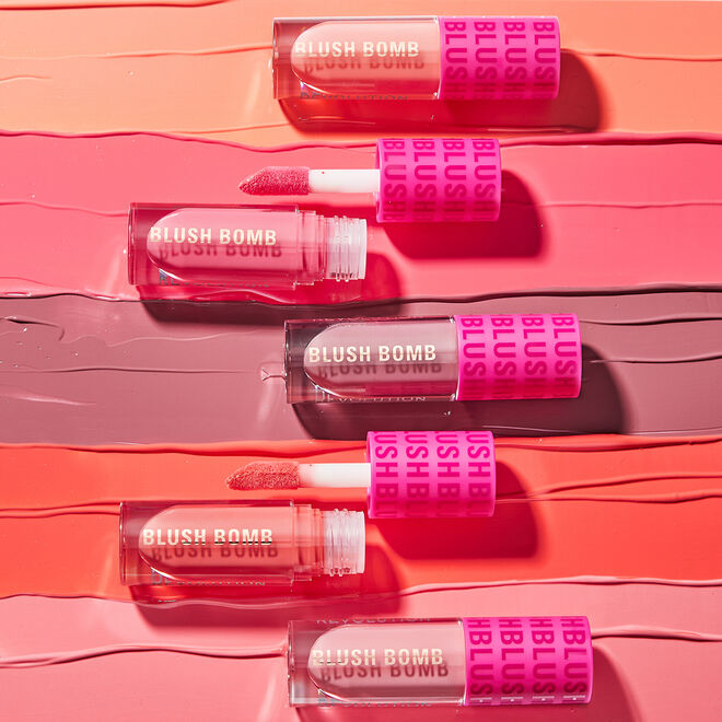 Makeup Revolution Blush Bomb Cream Blusher (Savage Coral)