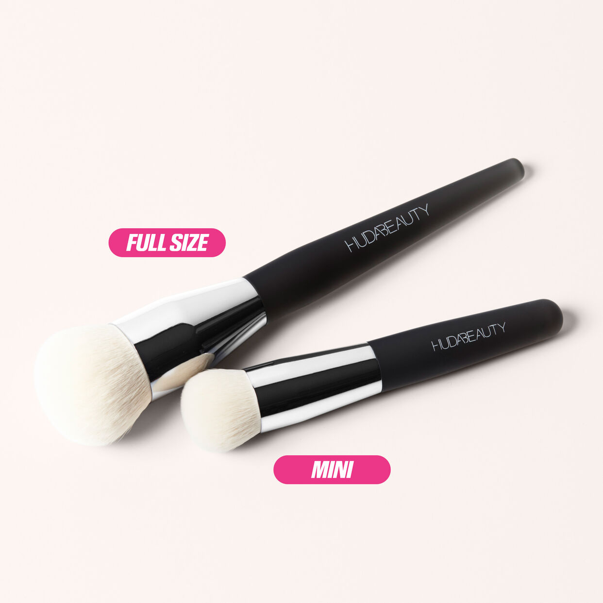 Huda Beauty Easy Blur Foundation Brush mini