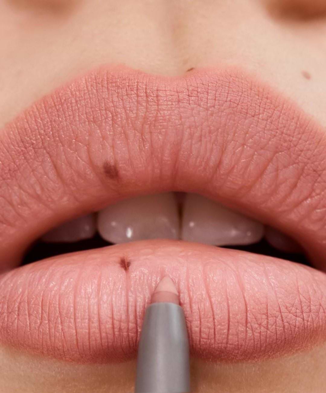 REFY LIP SCULPT TRANSFER - PROOF LIP LINER ALL DAY WEAR (OAT)