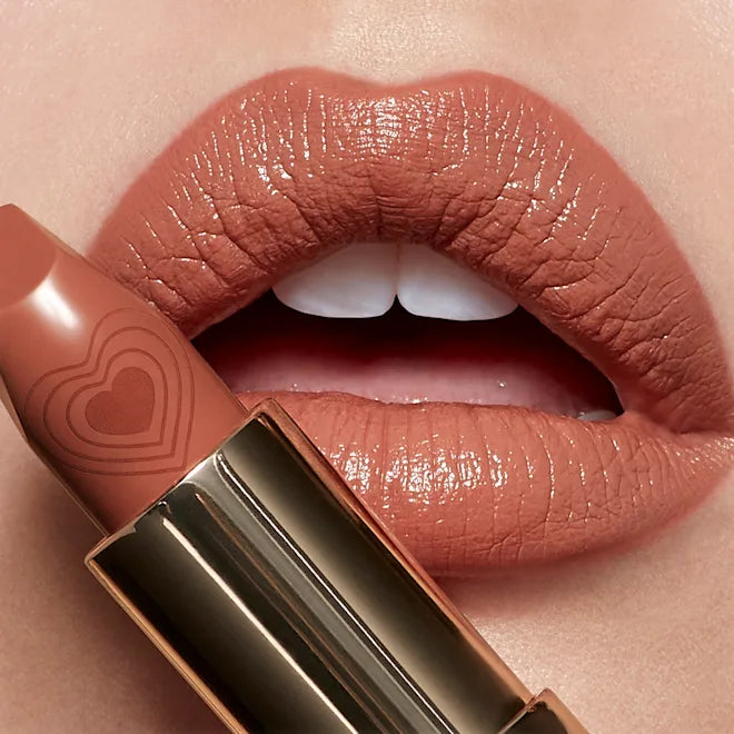 CHARLOTTE TILBURY HOT LIPS (NUDE ROMANCE)