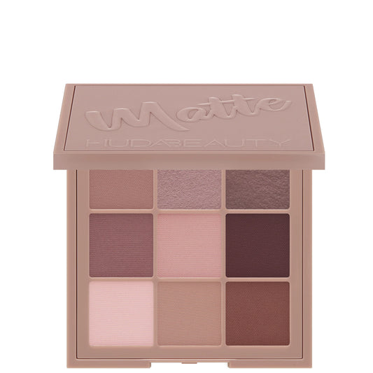 HUDA BEAUTY CREAMY OBSESSIONS EYESHADOW PALETTE ( COOL MATTE OBSESSIONS)