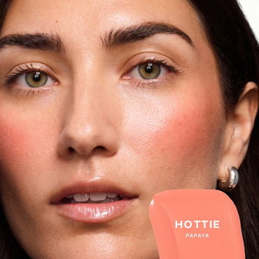 SAIE BEAUTY DEW BLUSHâ„¢ BLENDABLE LIQUID CHEEK FLUSH (HOTTIE)