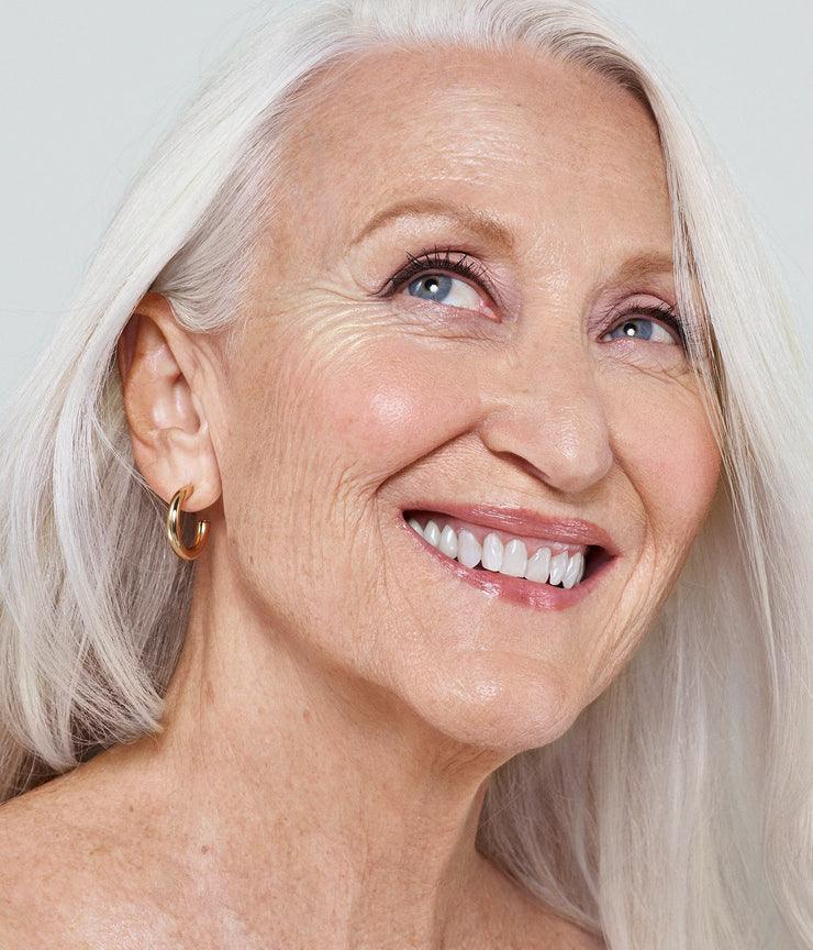 R.E.M Beauty Interstellar Highlighter Topper (Miss Venus)