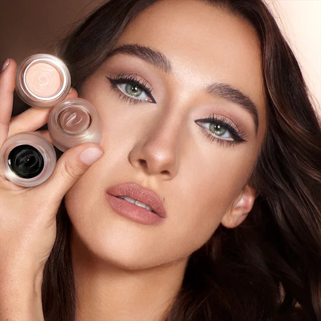 CHARLOTTE TILBURY EYES TO  MESMERISE MATTE  (NUDE CASHMERE)