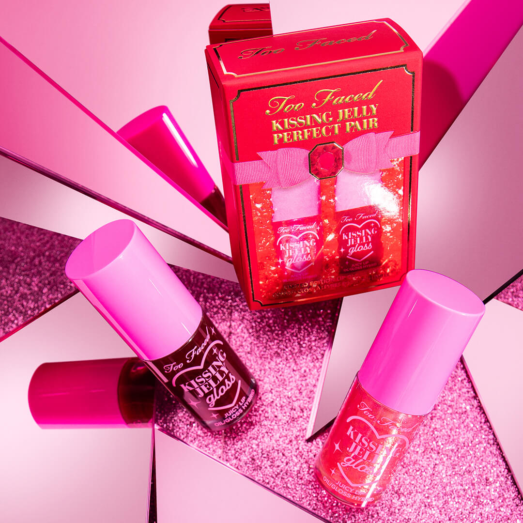 Too Faced Kissing Jelly Lip Oil Gloss: Perfect Pair Set (bubblegum +black cherry)