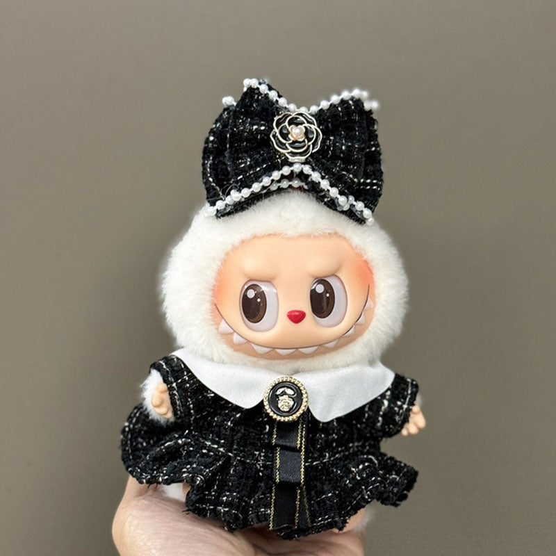 LABUBU CLOTHES AS PICTURE BLACK AND WHITE