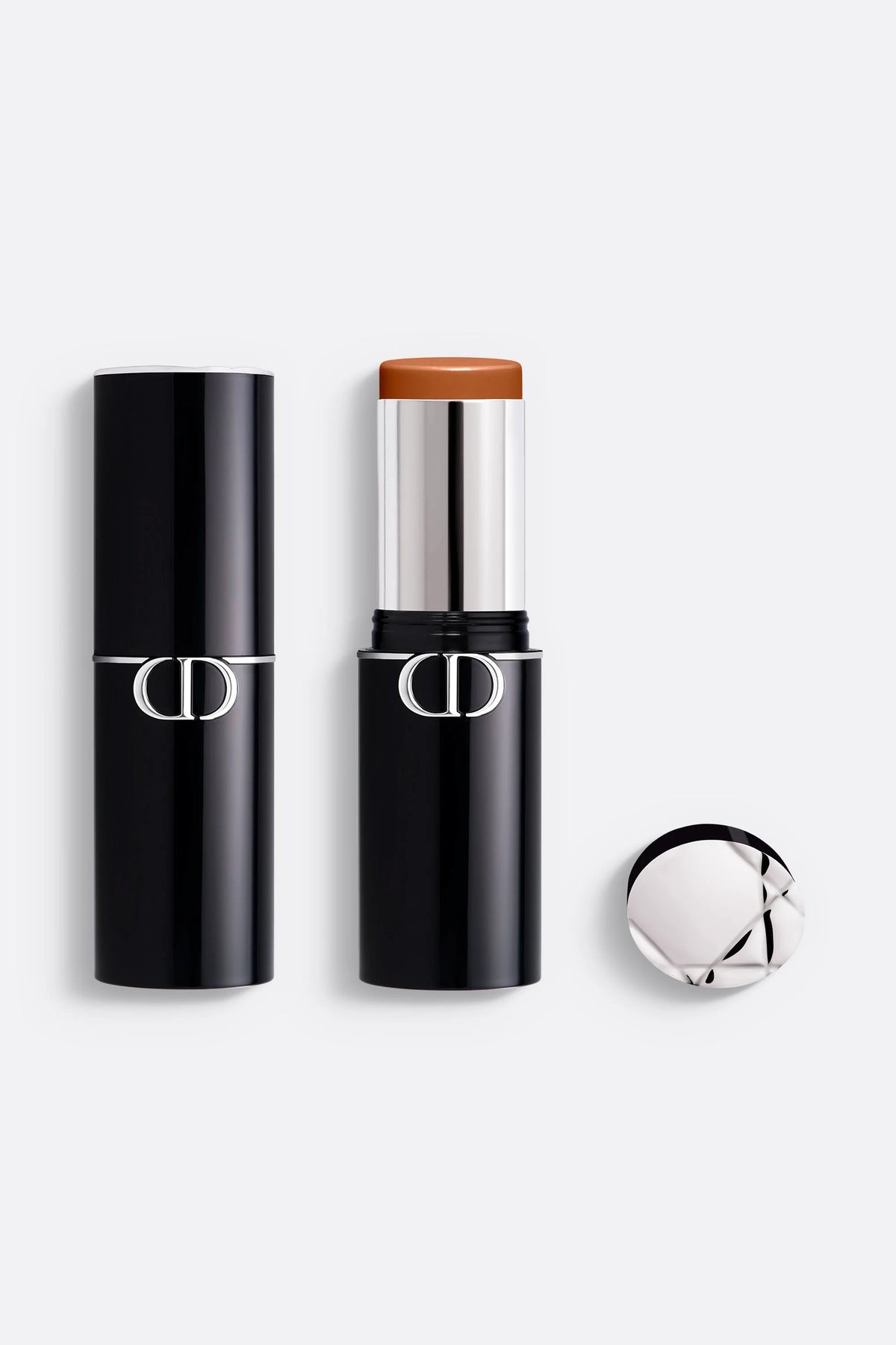 DIOR  Forever Skin Perfect 24H Multi-Use Foundation Stick (6 N NEUTRAL) it can be used for contouring