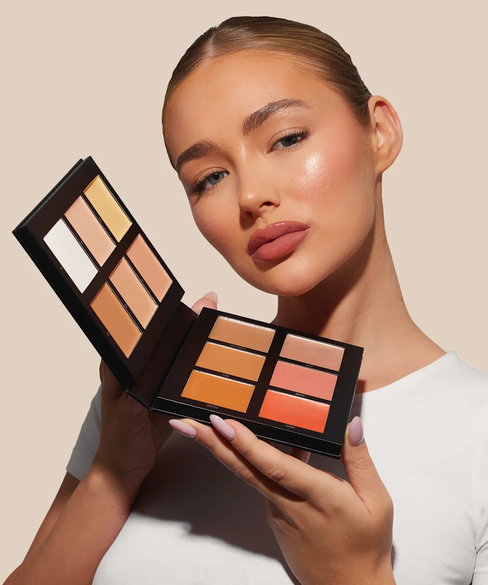 By BEAUTY BAY MAKE FACE MULTI USE COMPLEXION PALETTE (FAIR-MEDIUM)