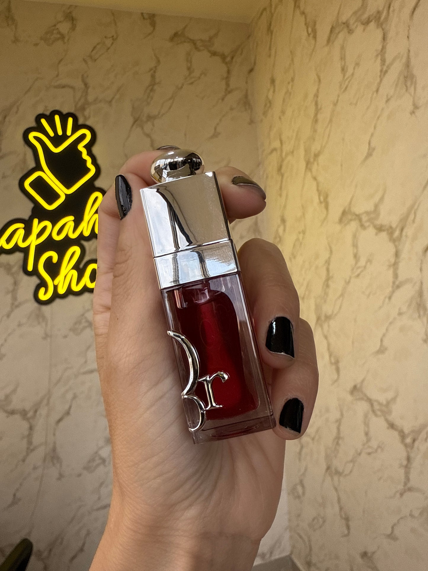 CHRISTIAN DIOR ADDICT LIP GLOW OIL HYDRATING LIP OIL HIGH SHINE GLOSS (046 CRANBERRY JUICY)