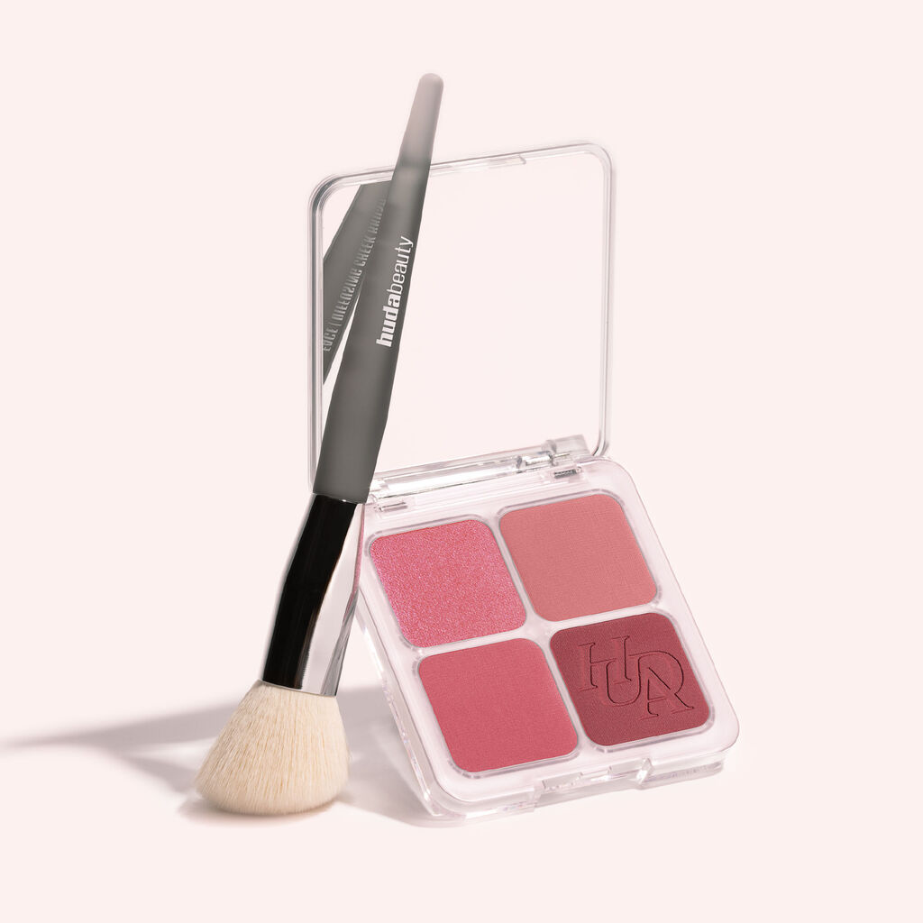 HUDA BEAUTY DIFFUSING CHEEK BRUSH