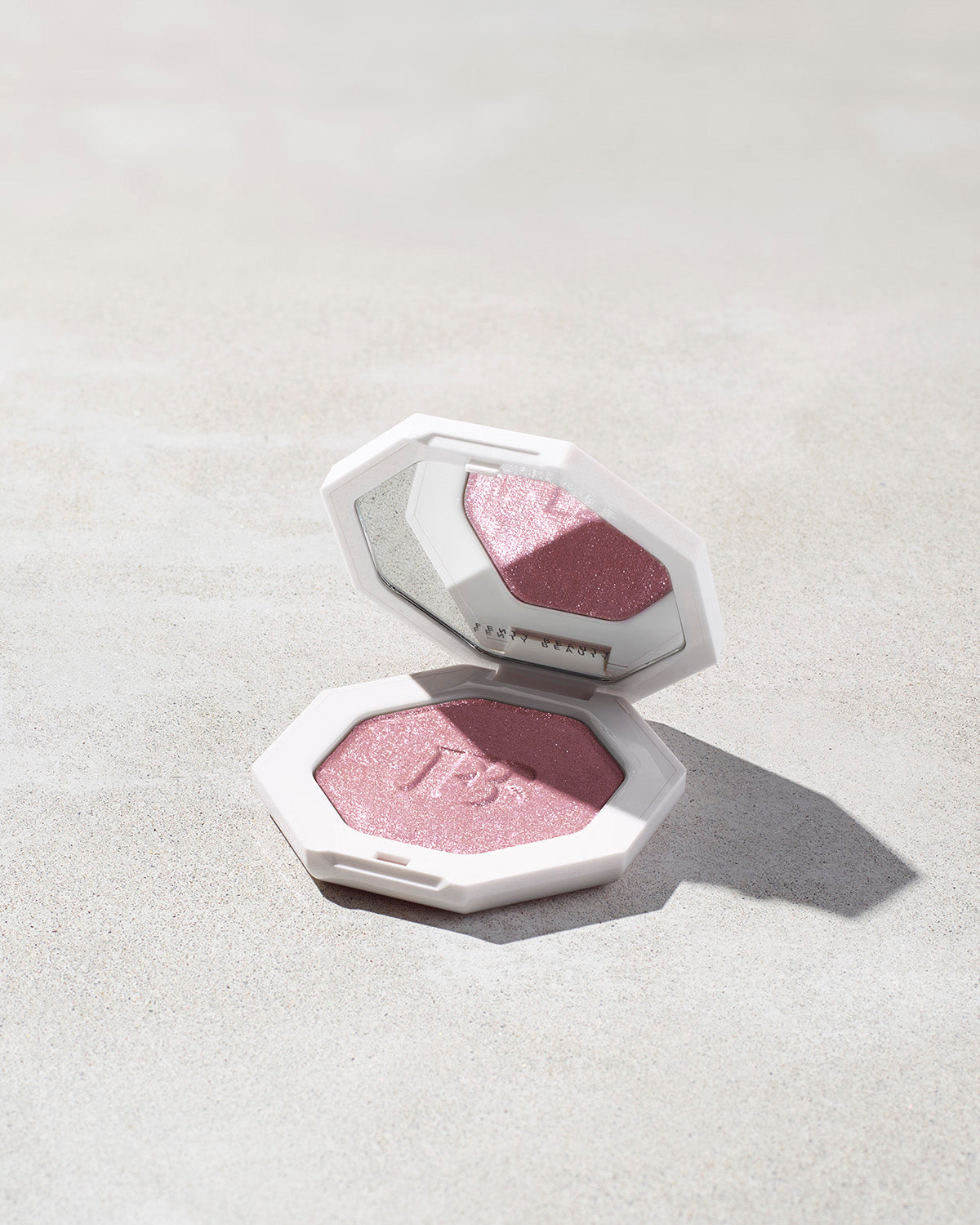 FENTY BEAUTY  KILLAWATT FREESTYLE HIGHLIGHTER (wattabrat)