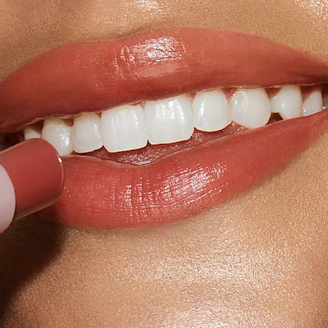 CHARLOTTE TILBURY HYALURONIC HAPPIKISS (HAPPIPETAL)