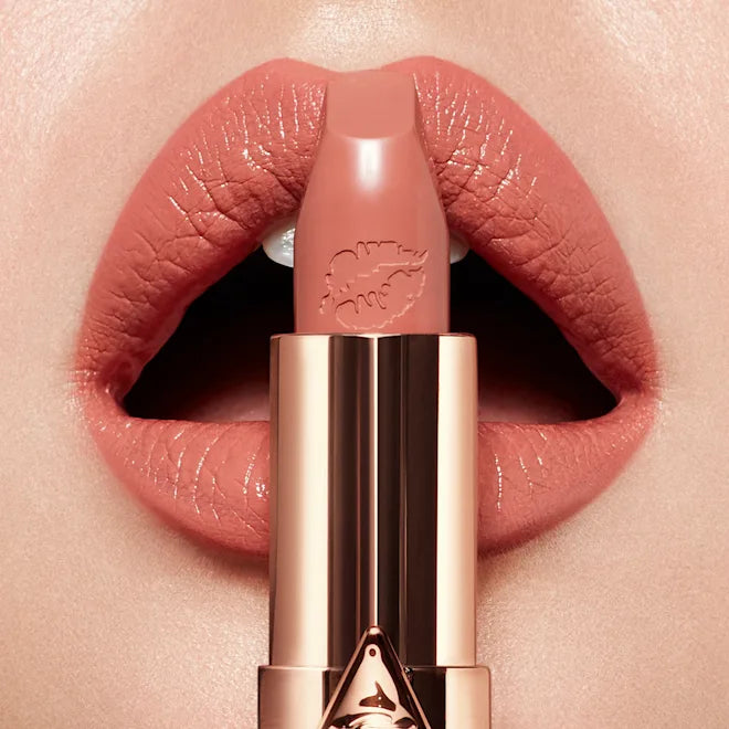 CHARLOTTE TILBURY HOT LIPS (JK MAGIC)