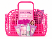BETSEY JOHNSON LOVE ME SKINCARE COLLECTION KIT