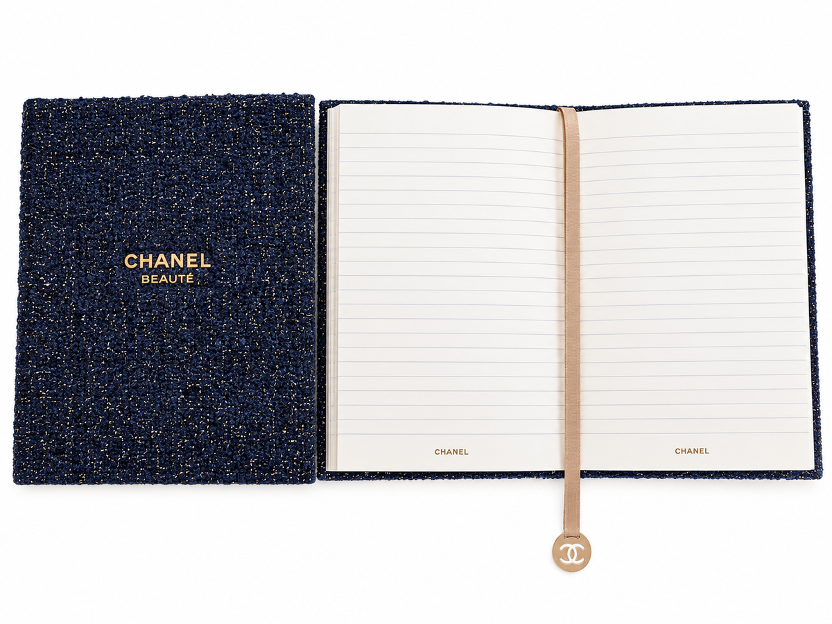 CHANEL BEAUTÉ LUXURY NOTEBOOK WITH SIGNATURE CC BOOKMARK