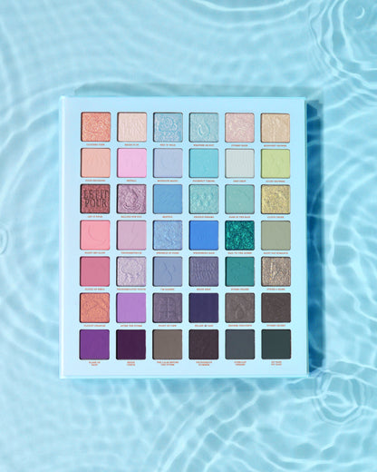 P.Louise Make It Reign Rainbow Eyeshadow Palette