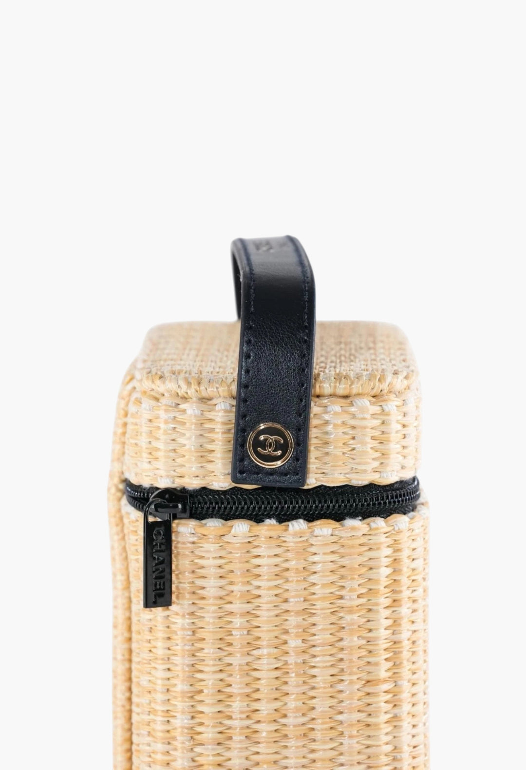 CHANEL SUMMER ESSENTIALS 2026 VANITY BAG (COLLECTION LES BEIGE HEALTHY GLOW)