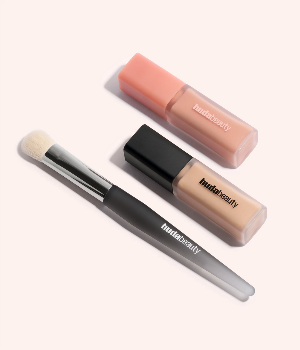 HUDA BEAUTY  UNDER EYE BRUSH