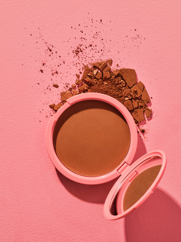 BOOBY TAPE ILLUMINATING BRONZER CINNAMON