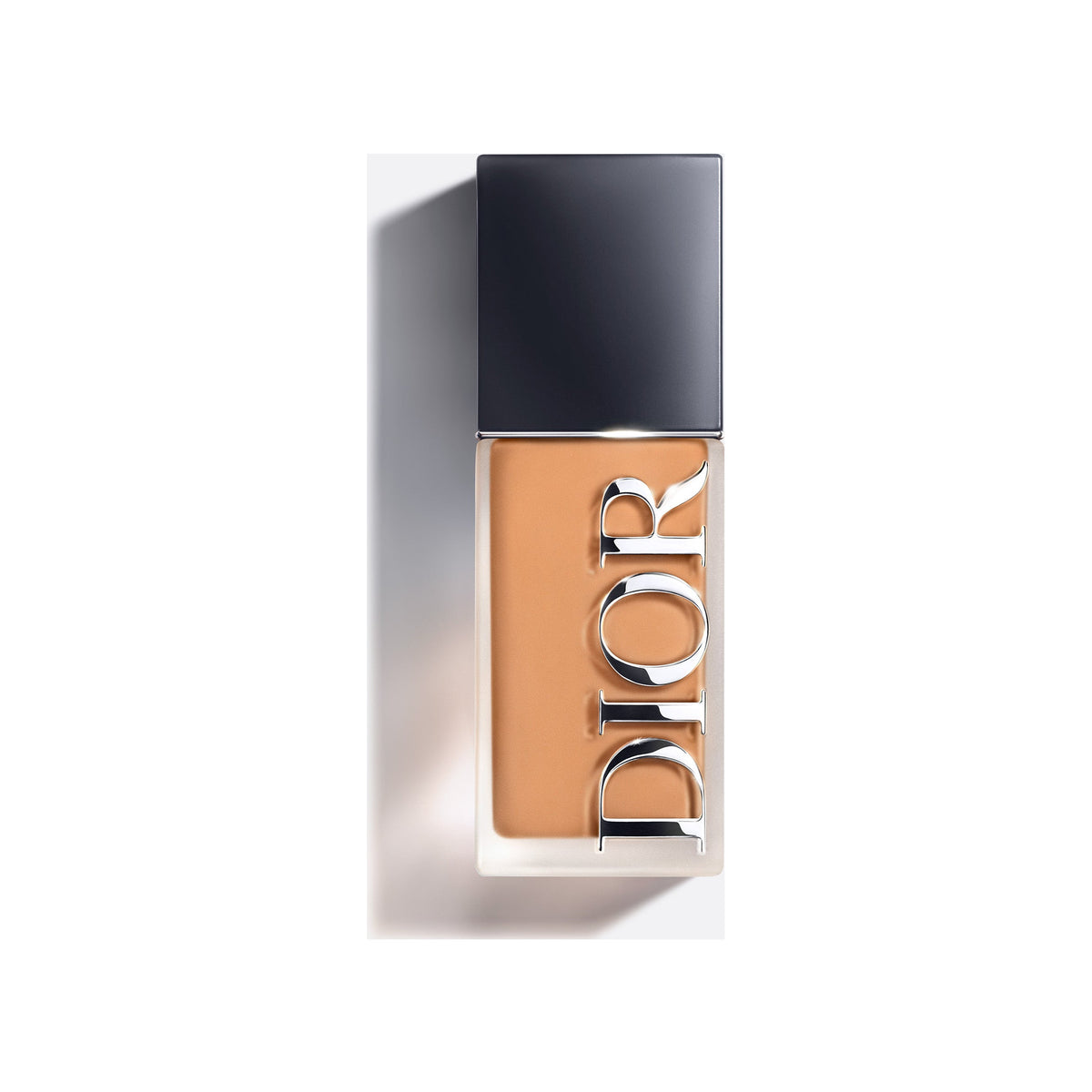 CHRISTIAN DIOR Forever Skin Wear 24H Wear Foundation Matte — 4w