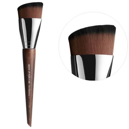 MAKEUP FOR EVER FOUNDATION BRUSH 118