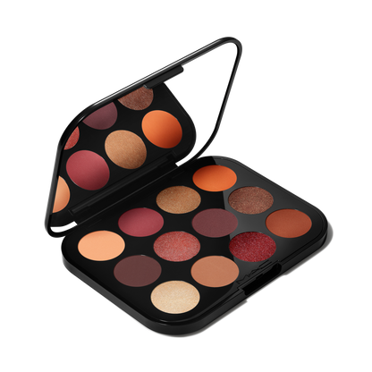 MAC COSMETICS CONNECT IN COLOUR (FUTURE FLAME)