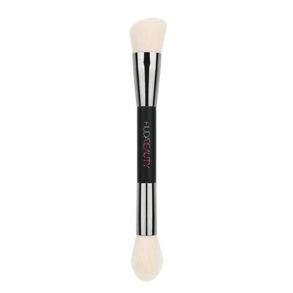 Huda Beauty Face | Bake & Blend Brush