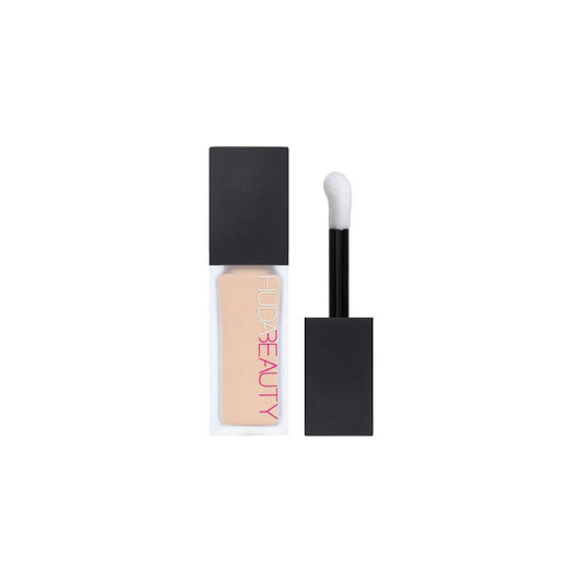 Huda Beauty #Fauxfilter Luminous Matte Buildable Coverage Crease Proof Concealer (Honey)