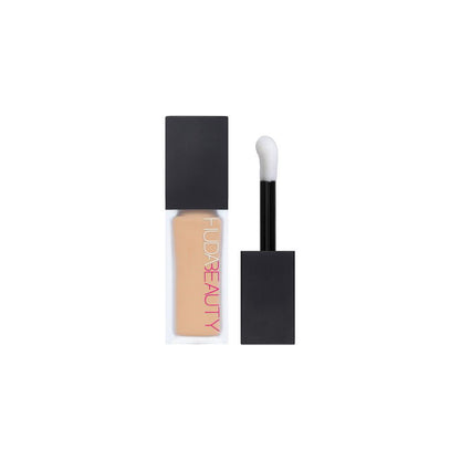 Huda Beauty #Fauxfilter Luminous Matte Buildable Coverage Crease Proof Concealer (Nougat)