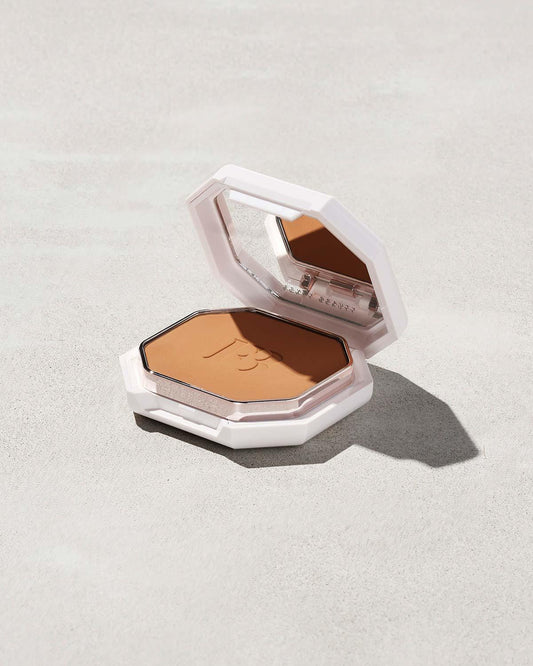 Fenty Beauty By Rihanna Pro Filt’R Soft Matte Longwear Powder Foundation (330)