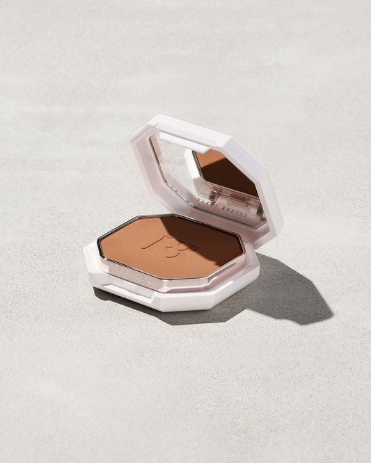 Fenty Beauty By Rihanna Pro Filt’R Soft Matte Longwear Powder Foundation (380)